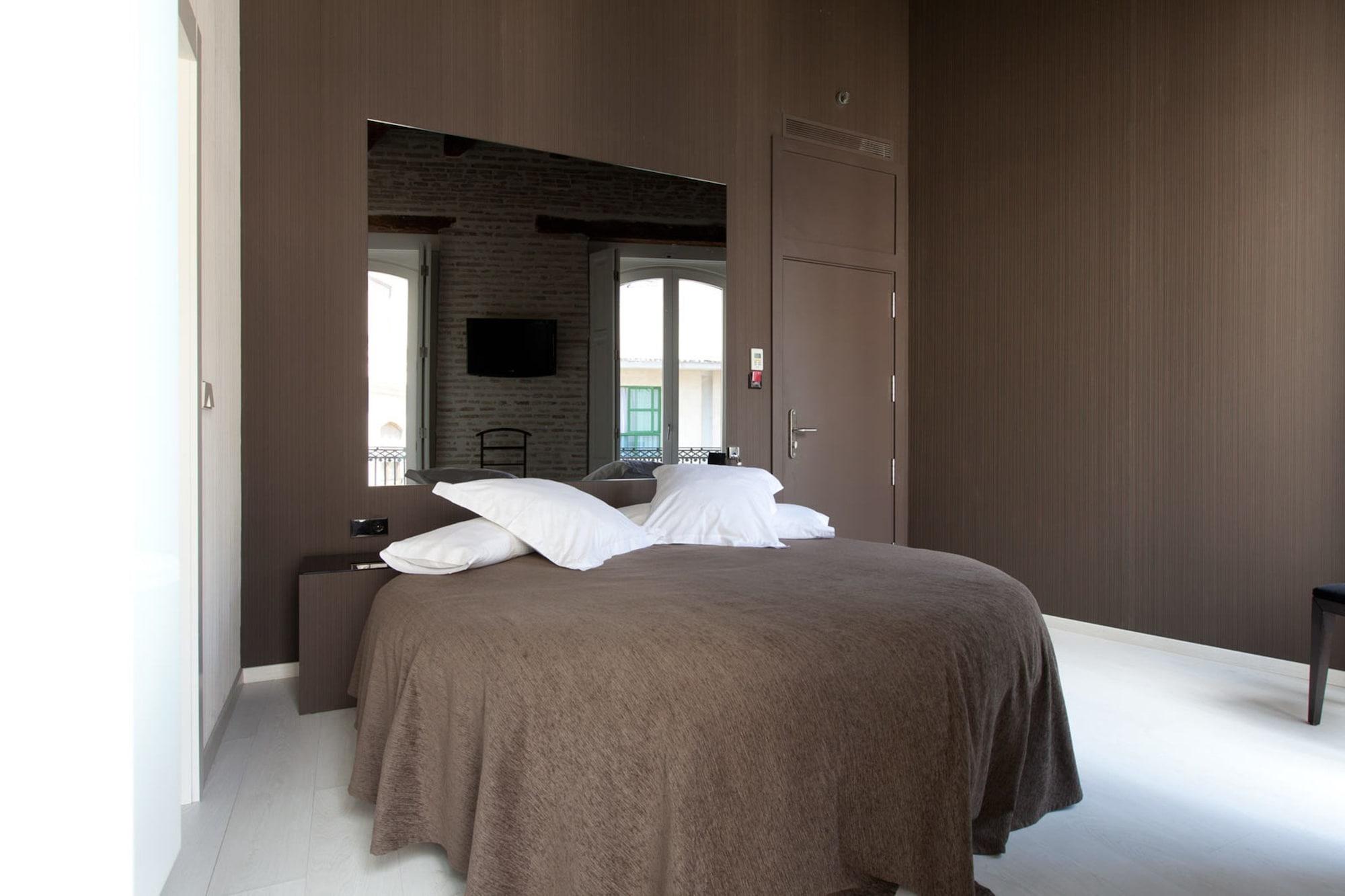 Cosy Embajador Gasthof