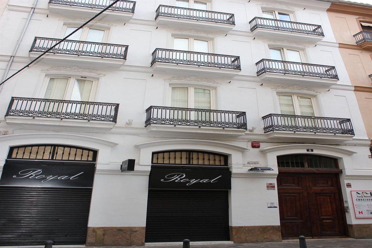 Gasthuis Cosy Embajador Valencia